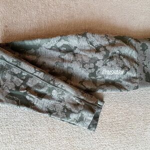 Gymshark Gray and Green Camouflage Top